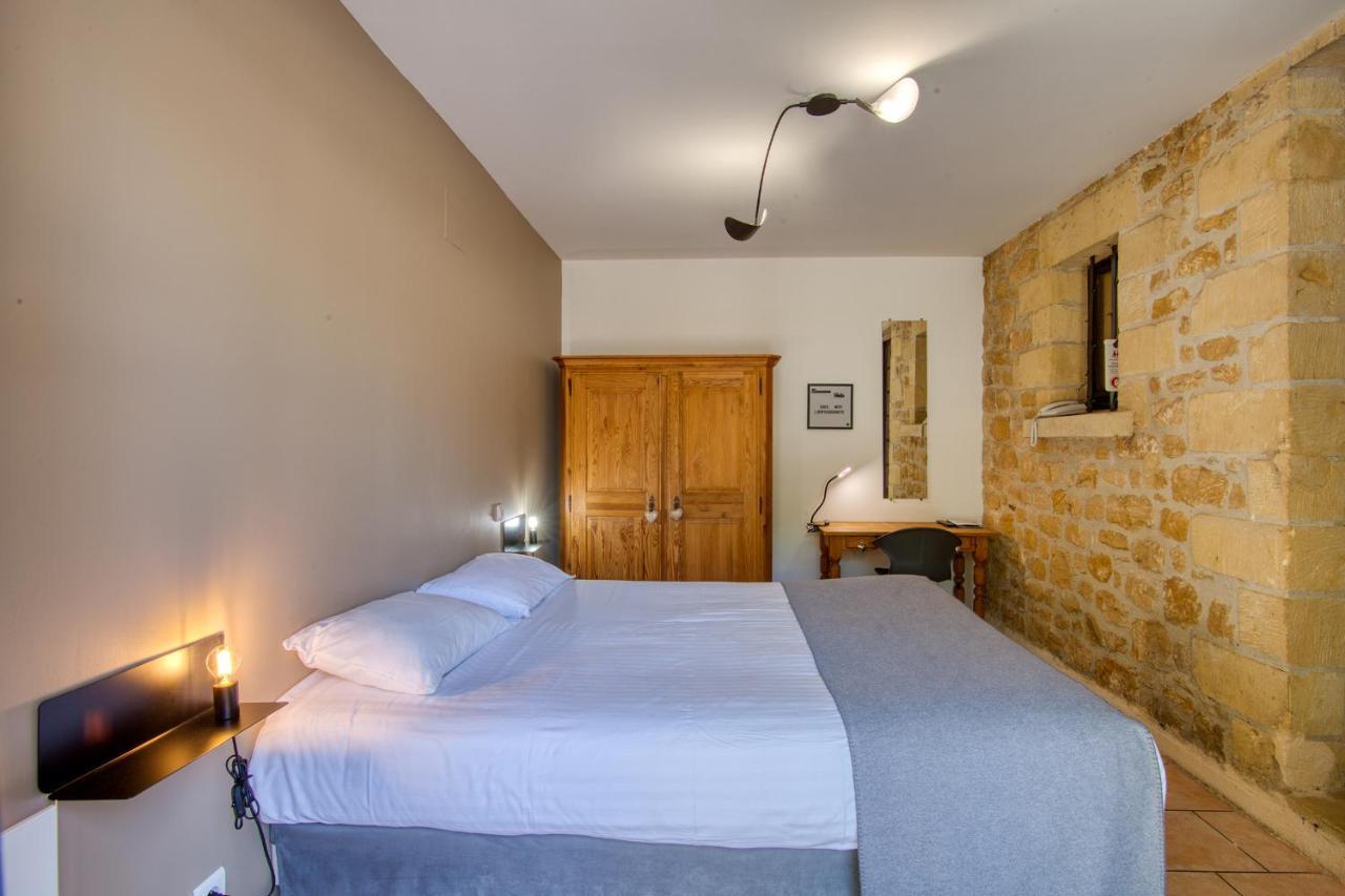 Hotel Le Relais Du Touron 카르삭아일락 외부 사진