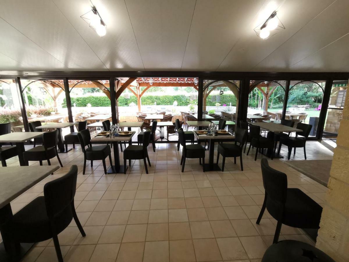 Hotel Le Relais Du Touron 카르삭아일락 외부 사진