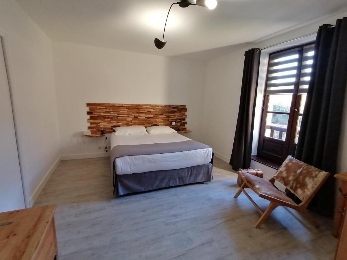 Hotel Le Relais Du Touron 카르삭아일락 외부 사진
