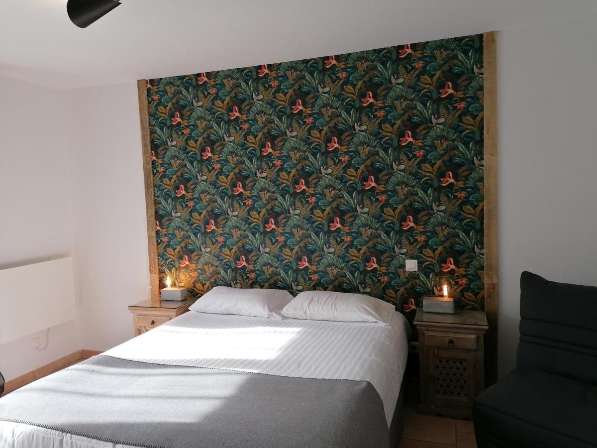 Hotel Le Relais Du Touron 카르삭아일락 외부 사진